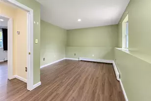 6 Gordal Ln, Coram, NY 11727 - Photo 15