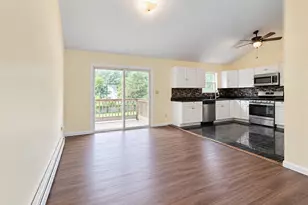 6 Gordal Ln, Coram, NY 11727 - Photo 7