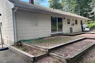 219 Shafter St, Islandia, NY 11749 - Photo 15
