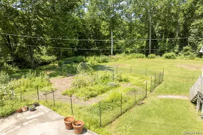 13-14 Creekside Place, Pleasant Valley, NY 12569 - Photo 47