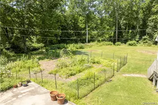 13-14 Creekside Pl, Pleasant Valley, NY 12569 - Photo 47