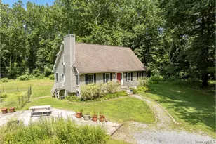 13-14 Creekside Pl, Pleasant Valley, NY 12569 - Photo 29