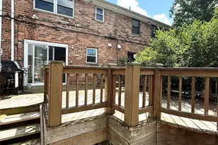240-53 66th Ave, Little Neck, NY 11362 - Photo 15