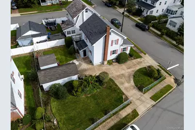 47 Chester Court, Oceanside, NY 11572 - Photo 3