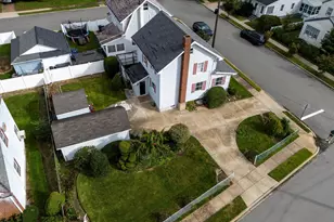 47 Chester Ct, Oceanside, NY 11572 - Photo 3