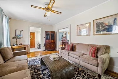 47 Chester Court, Oceanside, NY 11572 - Photo 9