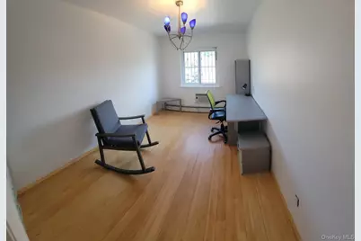 63-25B Bourton #1B, Rego Park, NY 11374 - Photo 13