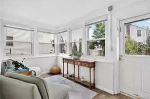 12 Pulaski Pl, Port Washington, NY 11050 - Photo 13