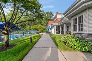 238 Harbor View Dr, Port Washington, NY 11050 - Photo 29