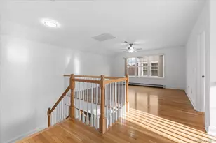 238 Harbor View Dr, Port Washington, NY 11050 - Photo 19