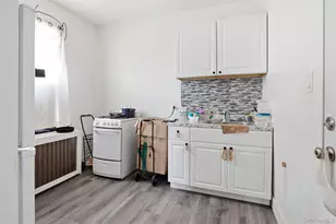 1038 E 224th St, Bronx, NY 10466 - Photo 11