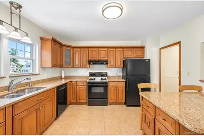 49 Collins Avenue, Kings Park, NY 11754 - Photo 9