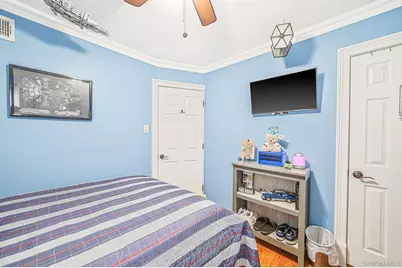 204 W 3rd Street, Deer Park, NY 11729 - Photo 25