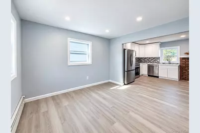 10 Frank Avenue, Bellmore, NY 11710 - Photo 11