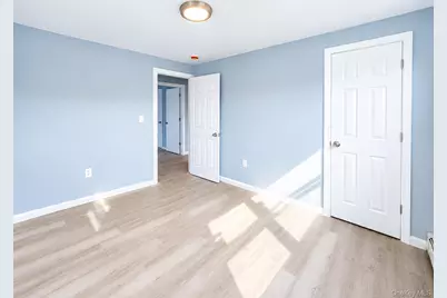 10 Frank Avenue, Bellmore, NY 11710 - Photo 21