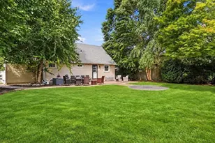 40 Greenwood Dr, North Babylon, NY 11703 - Photo 29