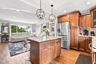 40 Greenwood Dr, North Babylon, NY 11703 - Photo 13