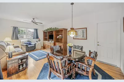 24 Spruce Street, Smithtown, NY 11787 - Photo 23