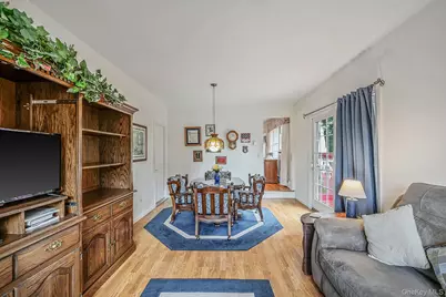 24 Spruce Street, Smithtown, NY 11787 - Photo 27