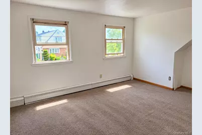 220 Lehrer Avenue, Elmont, NY 11003 - Photo 17
