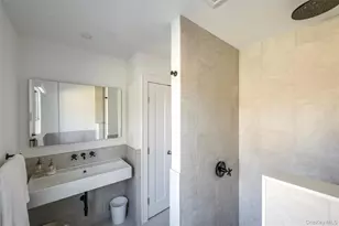580 Gin Ln, Southold, NY 11971 - Photo 17