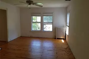 415 Myrtle Ave, Port Jefferson, NY 11777 - Photo 9