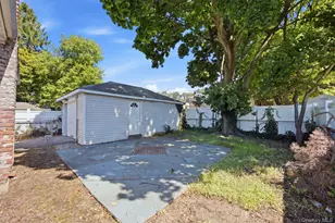 983 Cayuga Rd, West Hempstead, NY 11552 - Photo 13