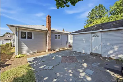983 Cayuga Road, West Hempstead, NY 11552 - Photo 15