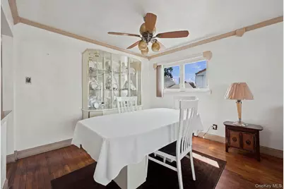 983 Cayuga Road, West Hempstead, NY 11552 - Photo 5