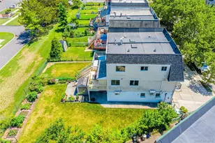 33-09 255th St, Little Neck, NY 11363 - Photo 3