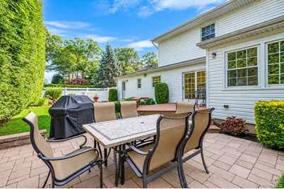 30 Damin Circle, Saint James, NY 11780 - Photo 41