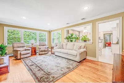 30 Damin Circle, Saint James, NY 11780 - Photo 17