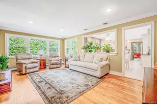 30 Damin Cir, Saint James, NY 11780 - Photo 17