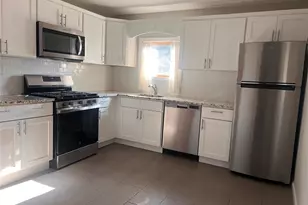 1375 W Main St, Riverhead, NY 11901 - Photo 15