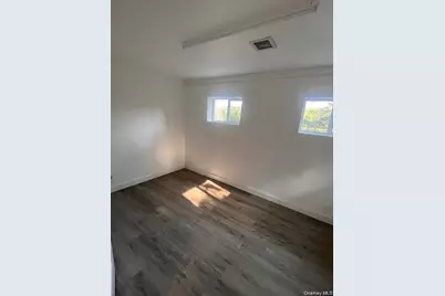 1375 West Main Street, Riverhead, NY 11901 - Photo 35