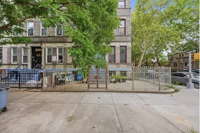 654 Mac Donough Street, Brooklyn, NY 11233 - Photo 5