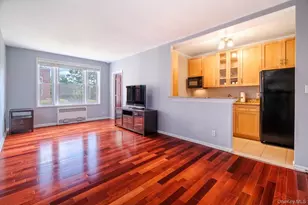 2 Overlook Rd, White Plains, NY 10605 - Photo 5