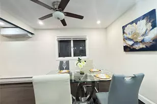 18 E Park Dr, Syosset, NY 11791 - Photo 13