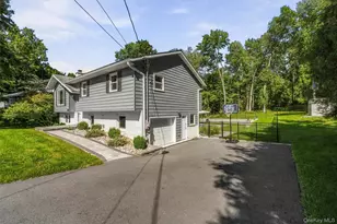 13 Slate Hill Dr, Poughkeepsie, NY 12603 - Photo 5
