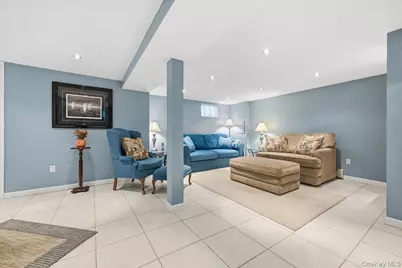 809 Garden Drive, Franklin Square, NY 11010 - Photo 21
