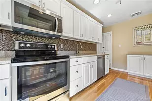 809 Garden Dr, Franklin Square, NY 11010 - Photo 11