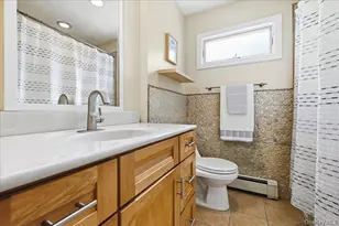 809 Garden Dr, Franklin Square, NY 11010 - Photo 17