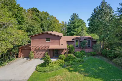 6 Lark Avenue, White Plains, NY 10607 - Photo 1