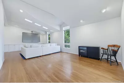 6 Lark Avenue, White Plains, NY 10607 - Photo 7
