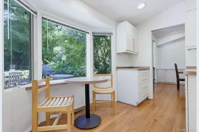 6 Lark Avenue, White Plains, NY 10607 - Photo 11