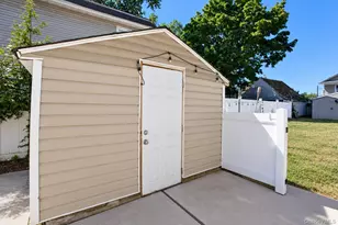 45 Lynbrook Ave, Lynbrook, NY 11563 - Photo 23