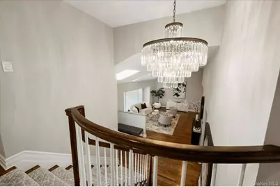 15 Pound Ridge Road, Plainview, NY 11803 - Photo 15
