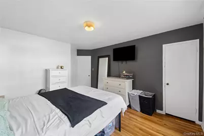 86-75 Springfield Boulevard #Duplex, Queens Village, NY 11427 - Photo 17