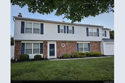 7 Springmeadow Drive, Holbrook, NY 11741 - Photo 1