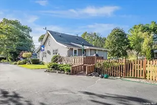 515 Gillette Ave, Bayport, NY 11705 - Photo 3